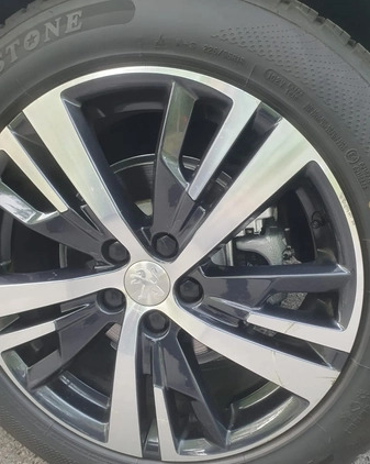Peugeot 5008 cena 63000 przebieg: 68000, rok produkcji 2017 z Bydgoszcz małe 211